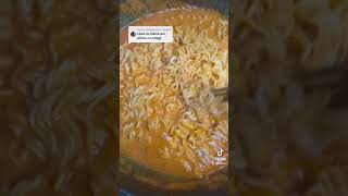 Noodles 🍜 with sauce and cheese 🧀 Indomie recipe اندومي مع جبنة 🧀 طبق جميل وشهي وسهله ٣ دقايق فقط