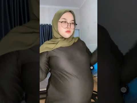 bumil perut gede hijab imut