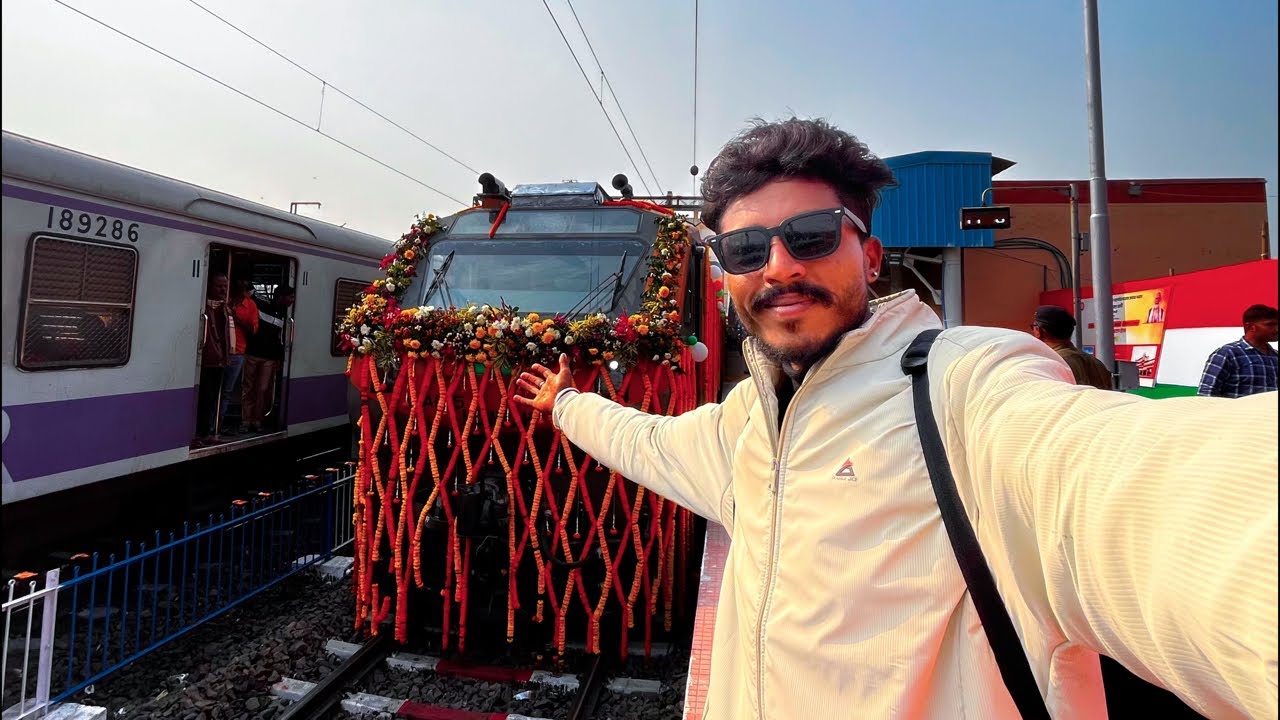 First Inagural Run Howrah Anand Vihar Amrit Bharat Express