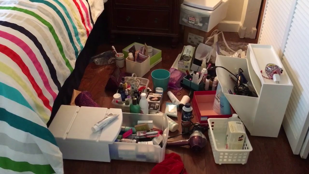 We all need to Declutter!
