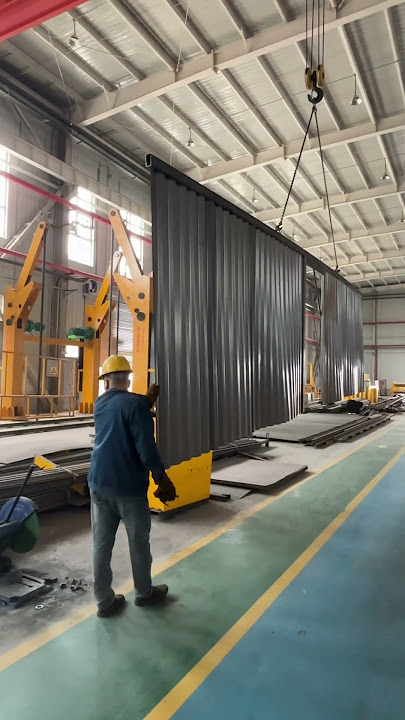 SHACMAN truck Workers are transporting top loading containers of dump trucks😍 #shacman #truck#live