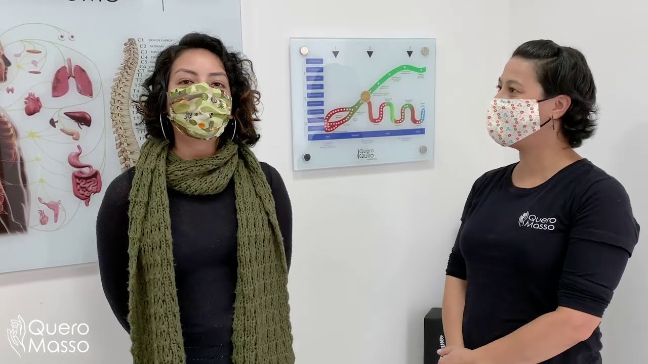 Massagem relaxante para dores na lombar e ombros