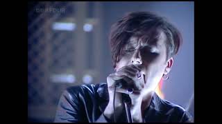 Suede  - We Are The Pigs (Studio, TOTP)
