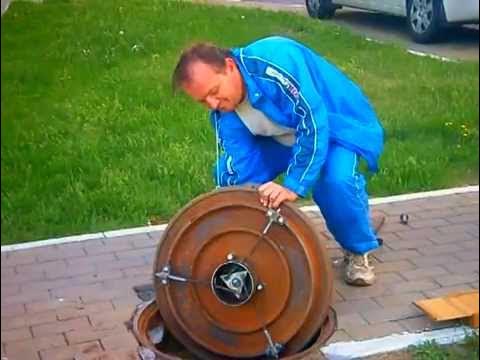 Установка специальных замков на люки колодцев, Колодец+Люк+Замок ...