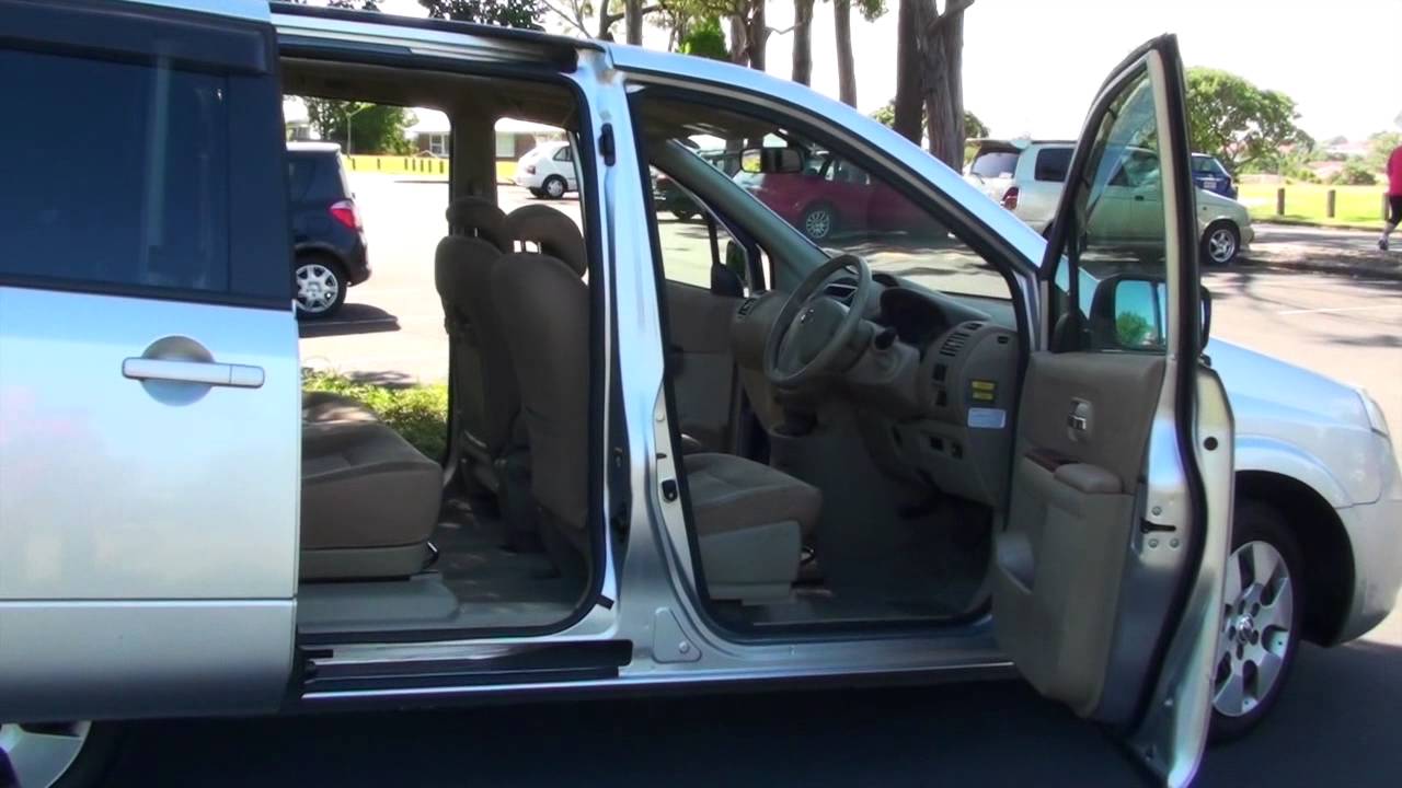 Nissan Lafesta 20G 2006 2 0L - YouTube