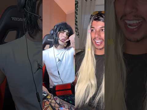 Fingimos ser MENINAS no Baile Funk do Roblox 😳🔥