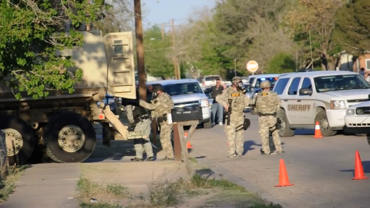 Police slam suspects face into the bumper of their armored vehicle. 1st amendment wiki