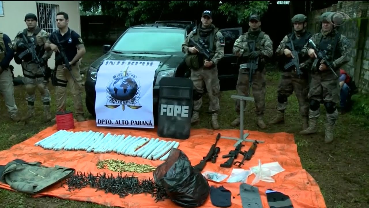 Líder do Comando Vermelho é transferido para o Brasil YouTube Líder do Comando Vermelho é transferido para o Brasil YouTube