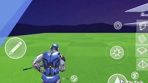 How to get in first person on 1v1.lol