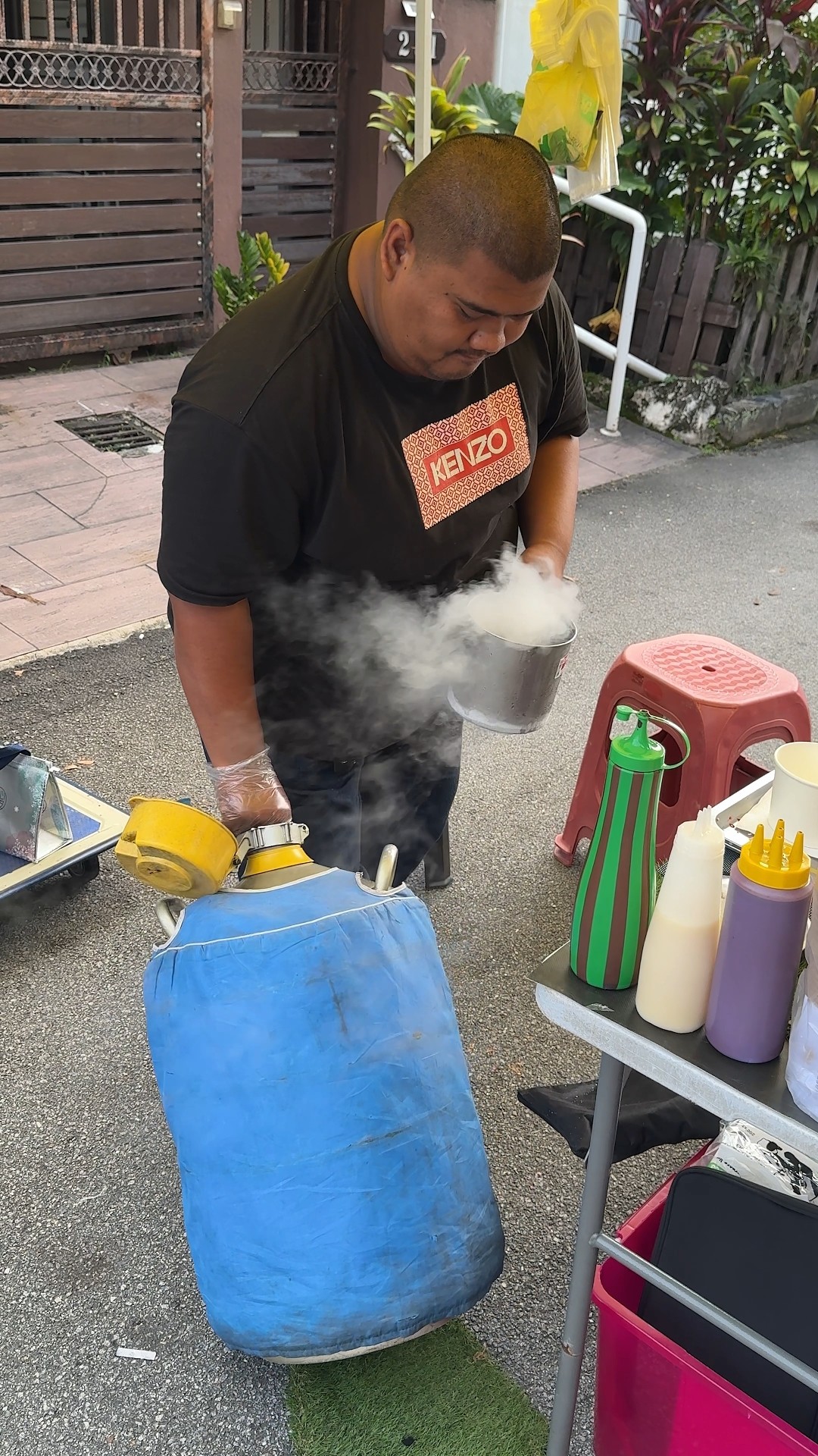 Unique Snack! Dragon's Breath Ice Cream Snack