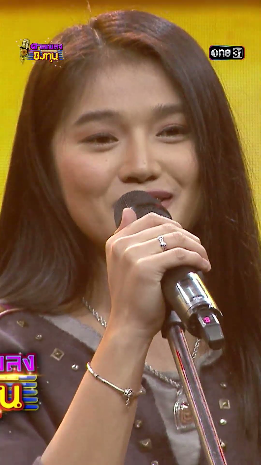 ลำเฟิร์นเจริญใจ :  “เฟิร์น กัญญารัตน์”  #Shorts #ดวลเพลงชิงทุน | one31