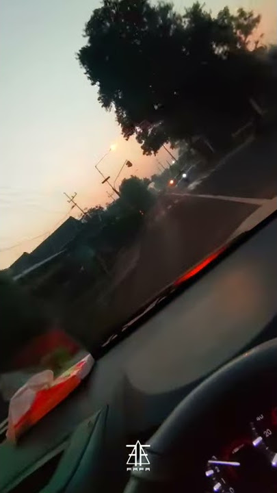 Story Wa nyetir mobil di pagi hari yang indah