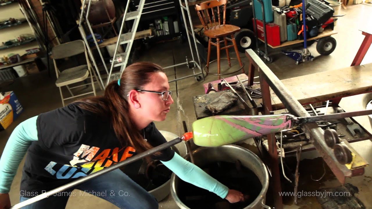 Glassblowing and Shop Setup - S1 E06   Punty Up
