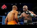 Mike Tyson vs Roy Jones Jr - A CLOSER LOOK