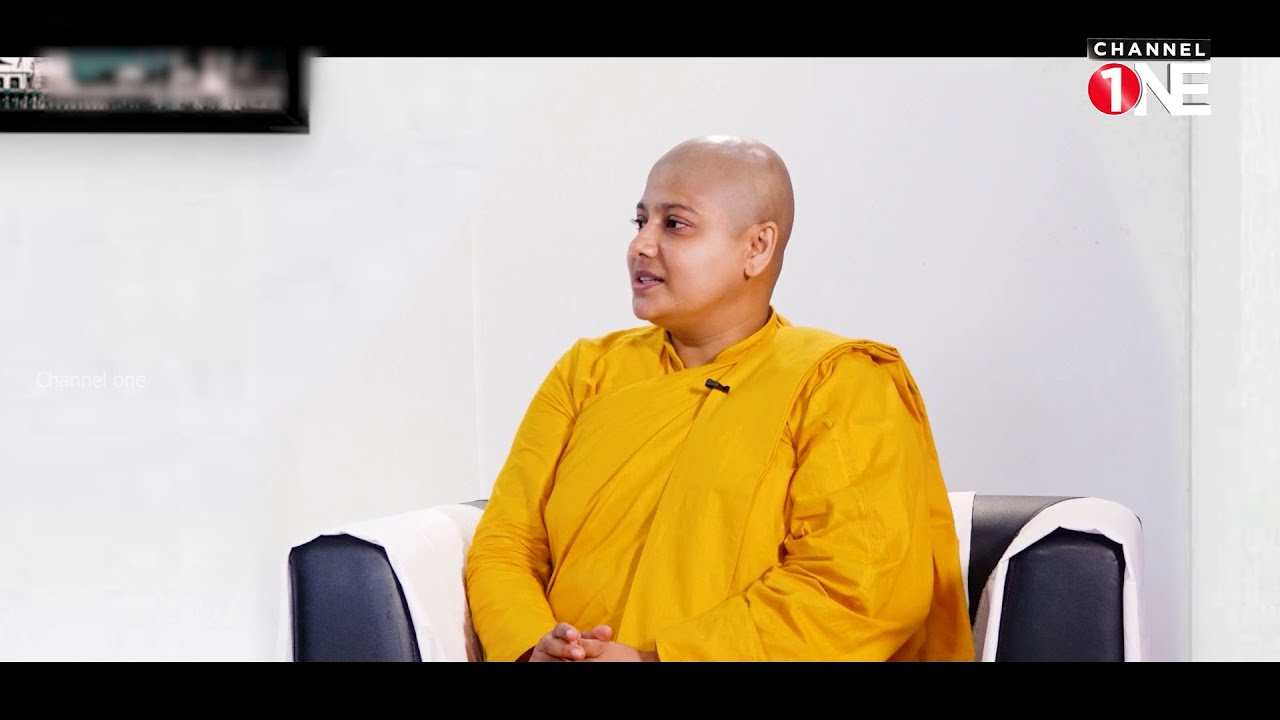 ගෙදර උයන පිහන ගමන් බණ ඇහුවට තේරුමක් නෑ...