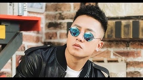 Cuộc sống giàu có, cát-xê khủng tới mức bất ngờ của ca sĩ "hội chợ" Châu Khải Phong