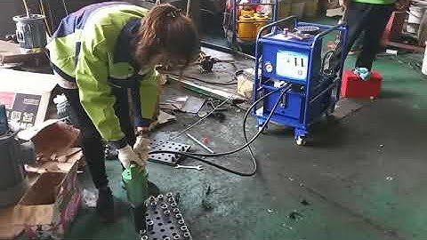 Hydraulic ring groove rivet machine Vibrating screen container rivet machine 16 type 20 type electr