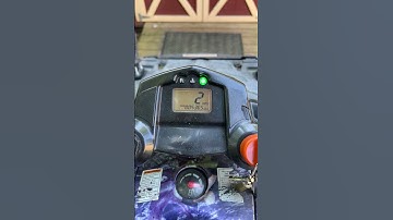 My 2008 Polaris sportsman 400 ho hitting the rev limiter