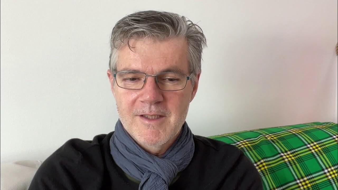 Robert Strohmaier spricht über online SystemAufstellungen mit Heidi