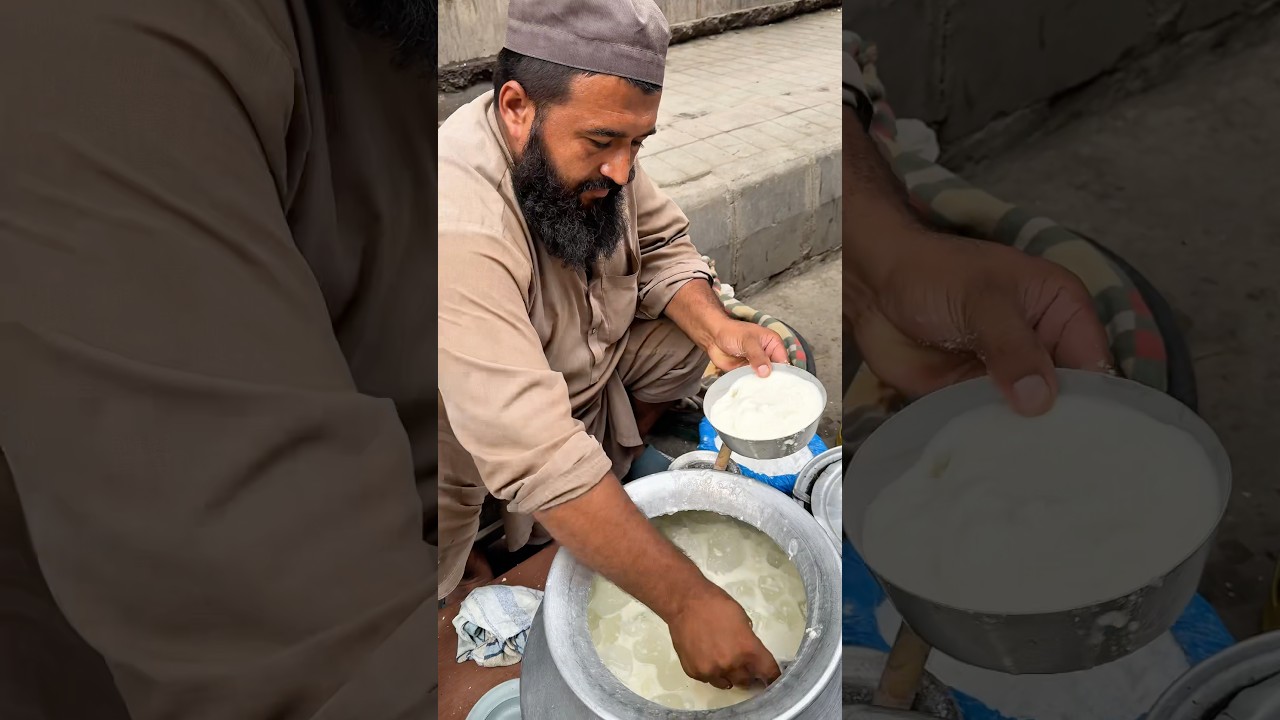 100 Years Old Desi Nashta | Furqan Juwari | Saag ao Sukarak Nashta | Khyber Bazaar Peshawar |Kp Food