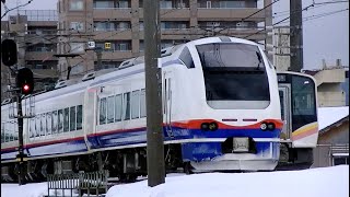 特急しらゆき3号E653系とE129系436Mの離合