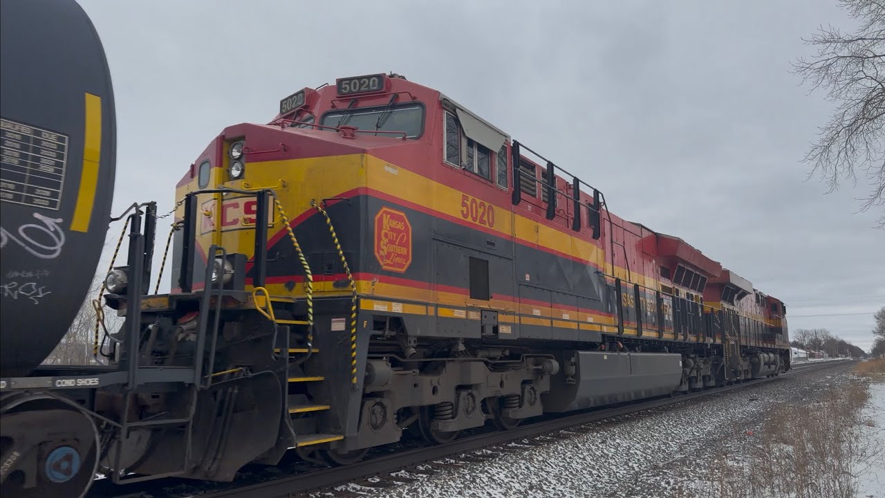 CPKC 331 with KCSM 4542 meets NS 30Q in La Porte
