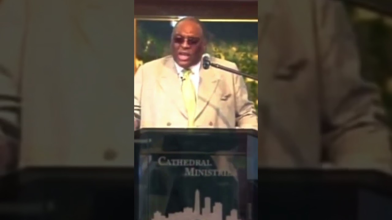 ⁣Scripture Cathedral Founder the late Apostle C. L. Long preaching “Exercise your faith”