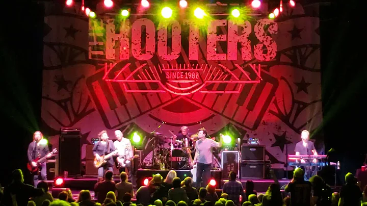 "Silver Lining" - The Hooters (Keswick Theatre, Gl...