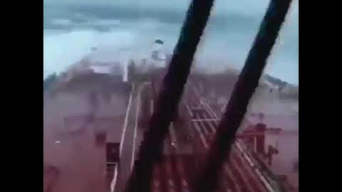 القارئ صديق المنشاوي ~ {وَهِیَ تَجۡرِی بِهِمۡ فِی مَوۡجࣲ كَٱلۡجِبَالِ وَنَادَىٰ نُوحٌ ٱبۡنَهُۥ}