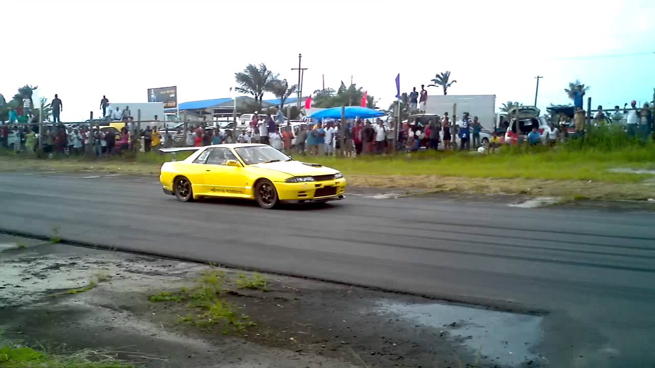 Guyana drag race what a disgrace. Send by zaf