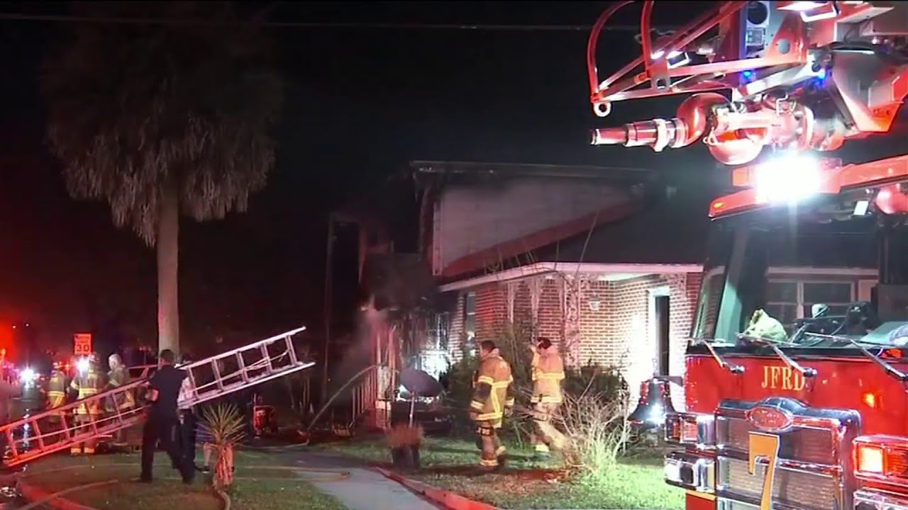 Good Samaritans rushed to help when West 13th Street home caught fire