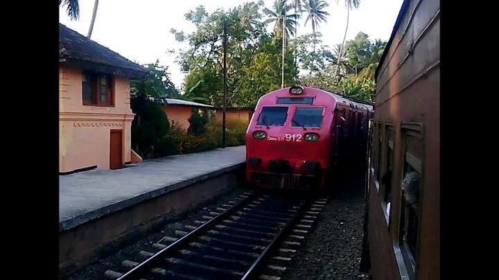 Train No. 8059 "RUHUNU KUMARI" Express train running towards Matara at Beruwala.