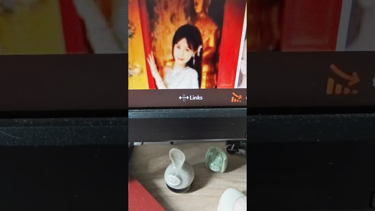 ฮาวทู !! ย้ายไอคอน Taskbar มาไว้ตรงกลาง แบบคูล ๆ