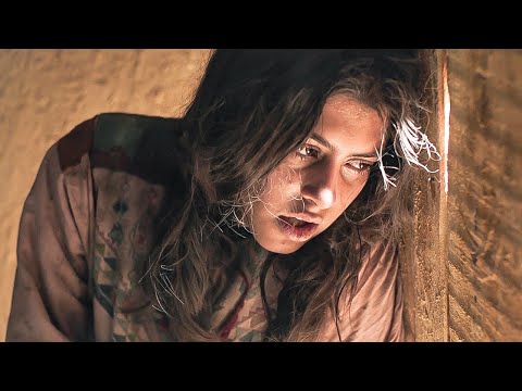 Видео: Запертая в подвале девушка наблюдает, как солдаты уничтожают её город и соседей