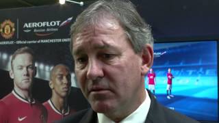 Bryan Robson doesn't think Manchester United can challenge for the title