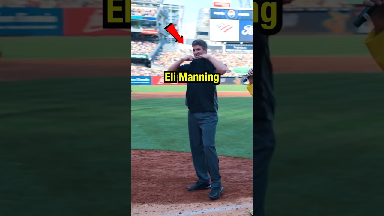 How I umpired with Eli Manning 👀 #nfl