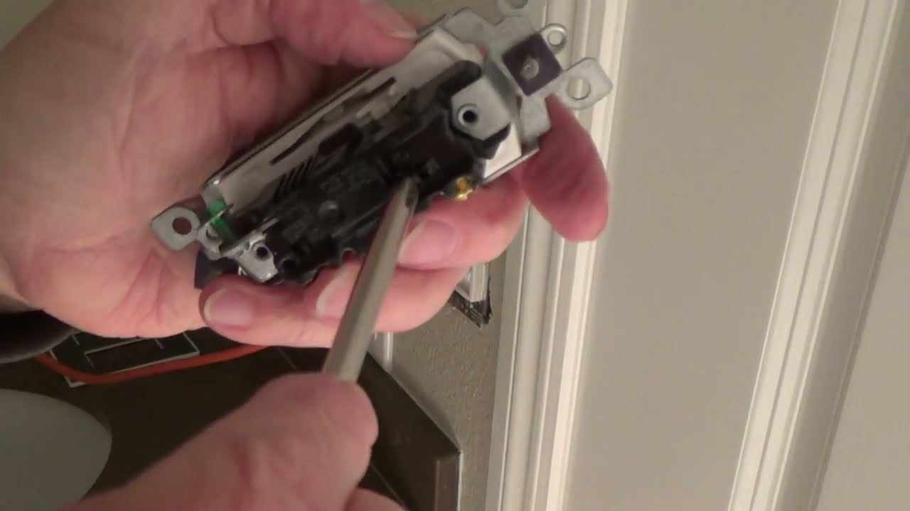 Как установить настенный выключатель вровень со стеной