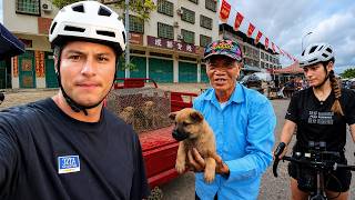 Thumbnail image for RESCATAMOS UN PERRO EN UN MERCADO // CHINA SOBRE RUEDAS T1-E11 🇨🇳