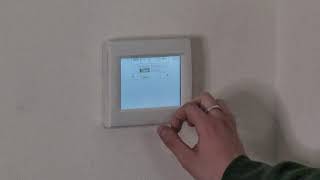 How to change the time on Honeywell Vision Pro Thermostat