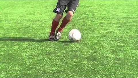 Football Skills / Scissors Step-Over 🤩