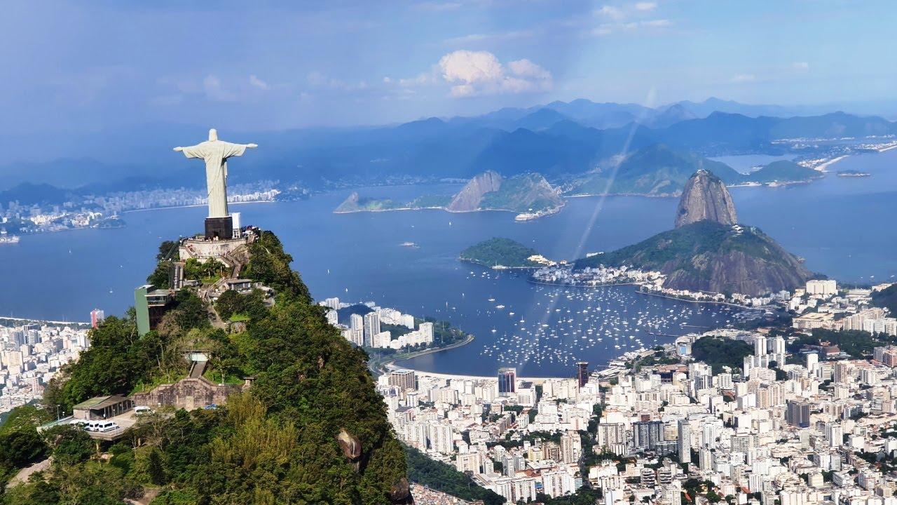 Rio de Janeiro Helicopter Tour: Christ the Redeemer, Sugarloaf Mountain, Copacabana, Ipanema,Rocinha