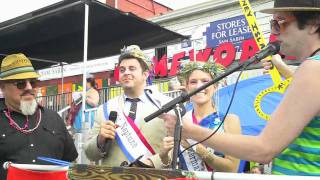 Mermaid Parade King and Queen 2011, Adam Richman, Cat Greenleaf