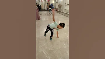 بنت بتعمل اصعب حركات بمباز ولد بيرد عليها اقوى حركات باك دايف اشتراك ف قناه وفعلو جرس يوسف العالمى 