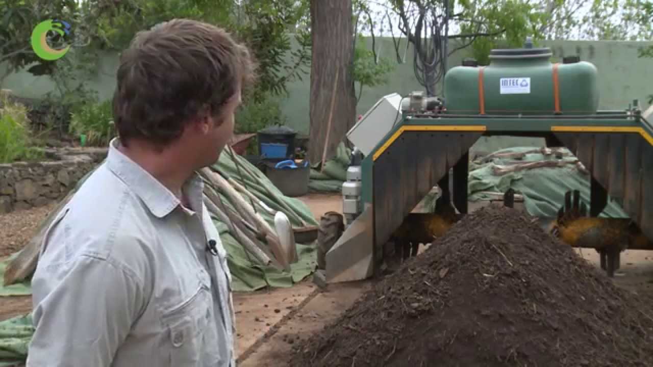 VOLTEADORA DE COMPOST