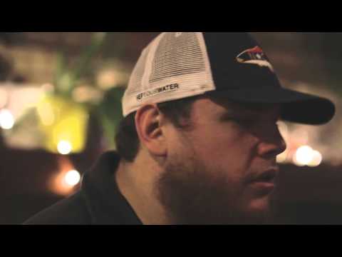 Luke Combs - Memories Are Made Of