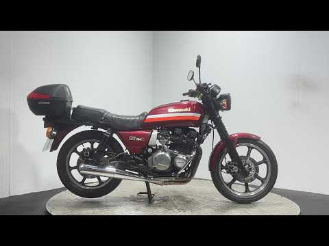 KAWASAKI Z750 GT 750 1989 8K WALK AROUND / RUNNING VIDEO - YouTube