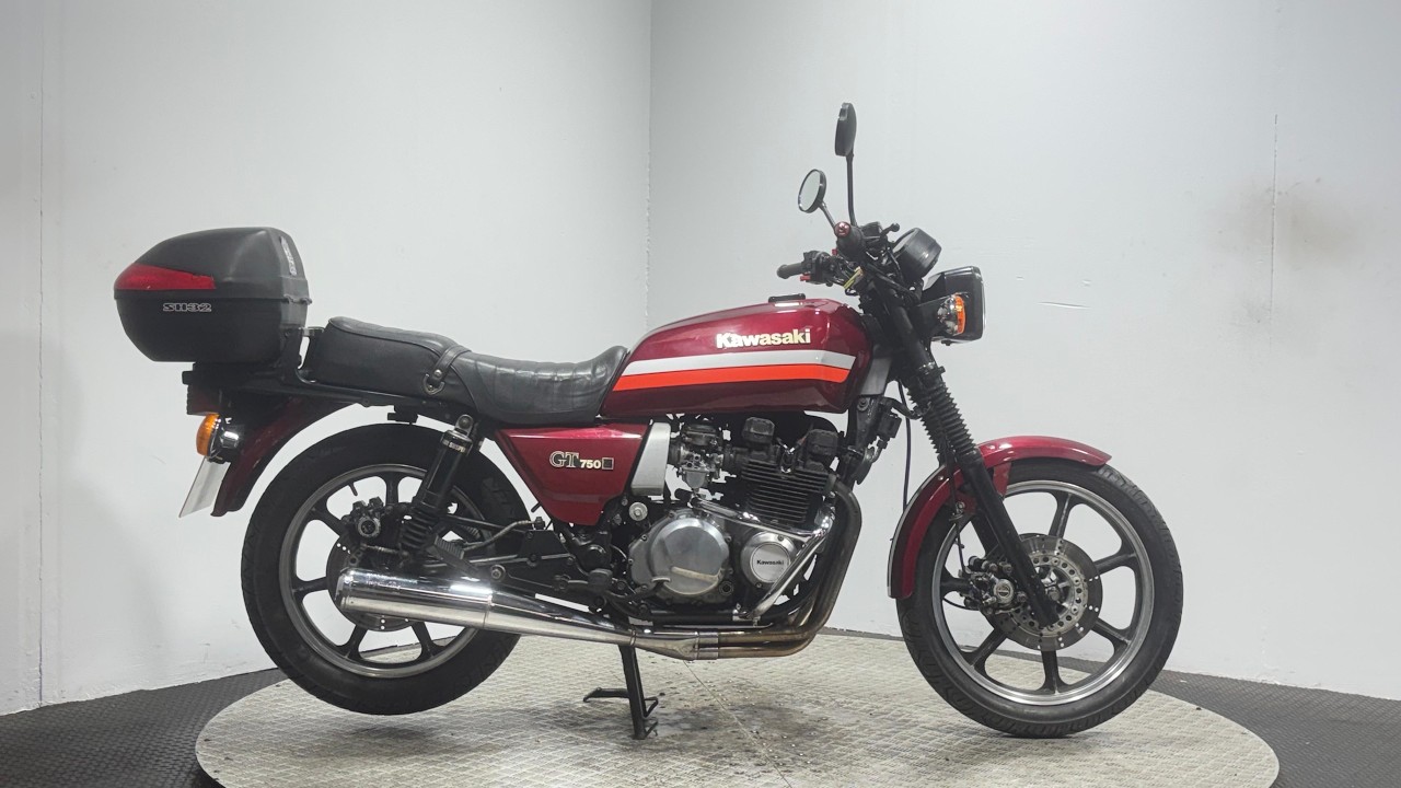 KAWASAKI Z750 GT 750 1989 8K WALK AROUND / RUNNING VIDEO - YouTube