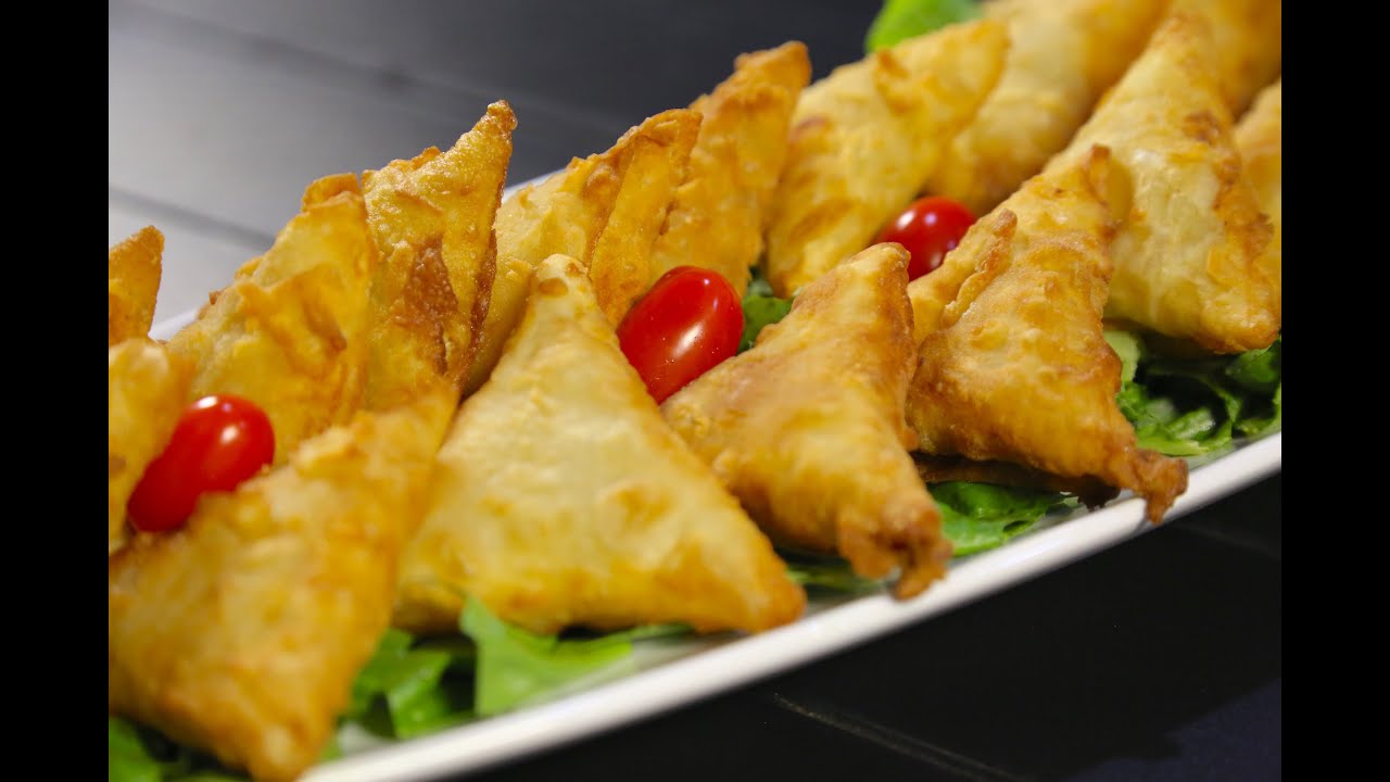 #وجبات_15_ثانية | سمبوسة بجبن الحلوم 15s | Sambusa with Halloumi Cheese#