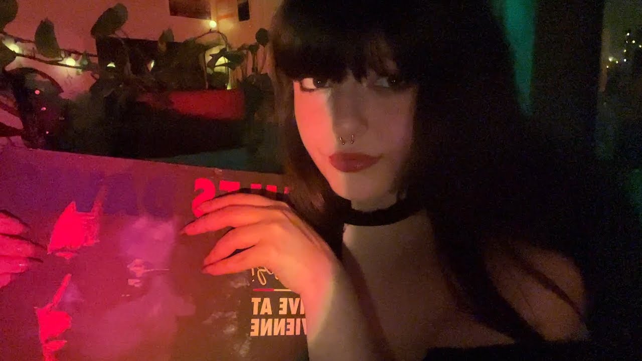 ˚ ༘ ೀ⋆｡˚ CD & Vinyl Collection ASMR | soft spoken, tapping, scratching, etc.