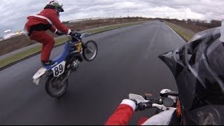 Santa gives presents to POLICE and random people|Police|Wheelies|Special 2013|